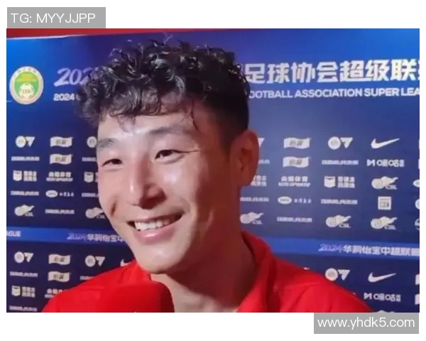 足球明星之间的追星关系揭秘球场内外的友谊与竞争故事