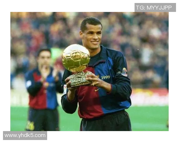 历史长河中的足球传奇人物是谁